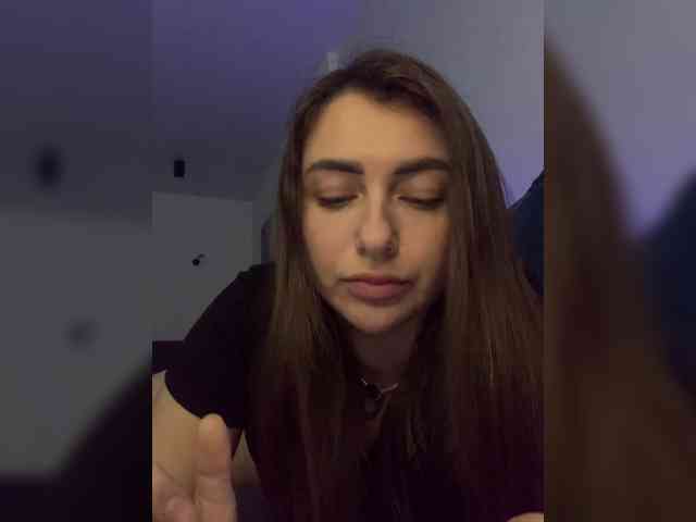 WILDGIRL webcam