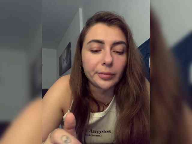 WILDGIRL webcam