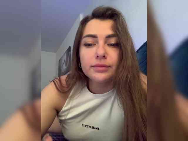 WILDGIRL webcam