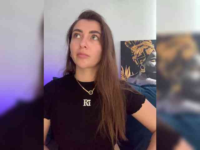 WILDGIRL webcam