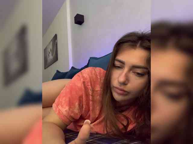 WILDGIRL webcam