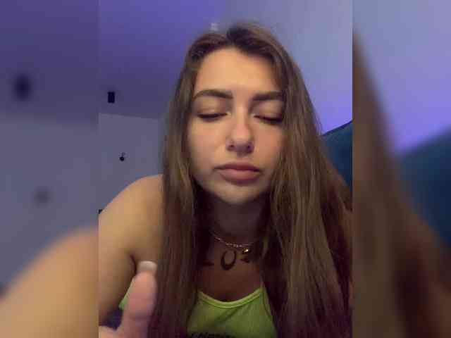 WILDGIRL webcam