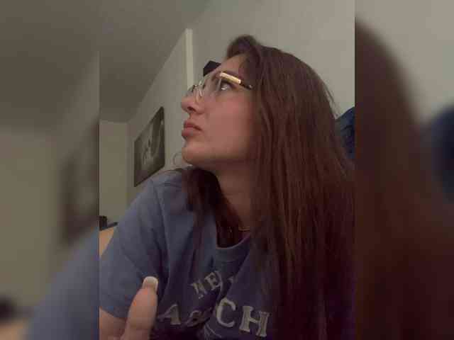 WILDGIRL webcam
