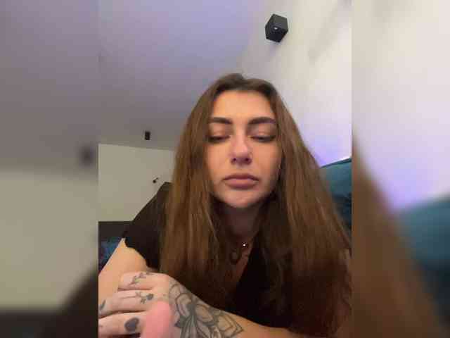 WILDGIRL Live Webcam on BongaCams