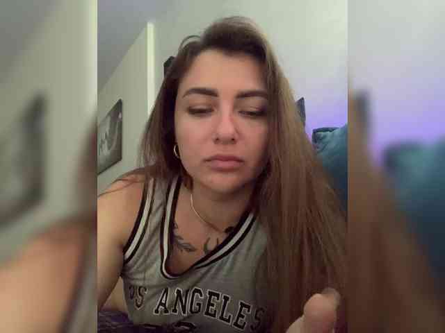 WILDGIRL webcam