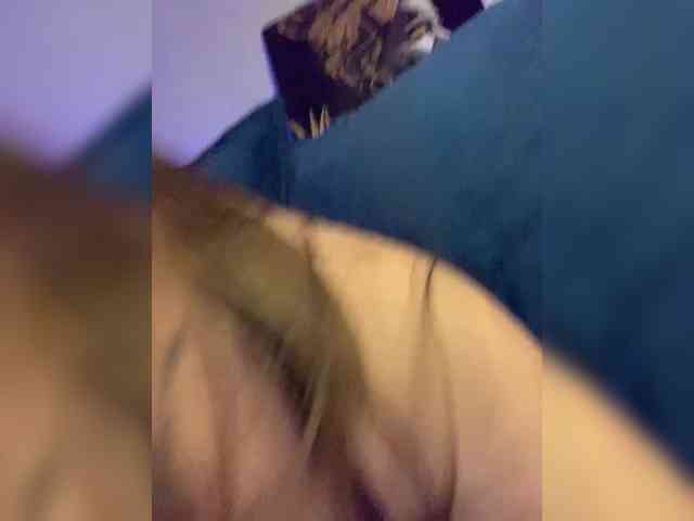 WILDGIRL Live Webcam on BongaCams