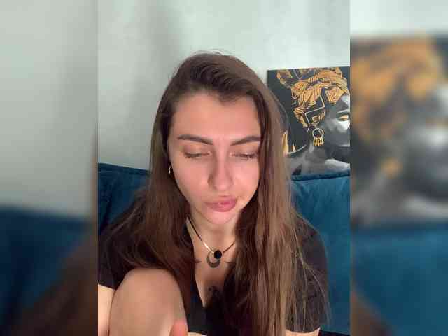 WILDGIRL webcam