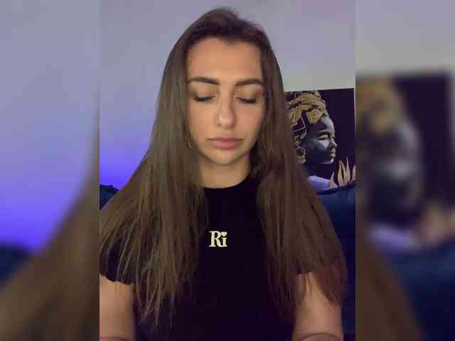 WILDGIRL webcam