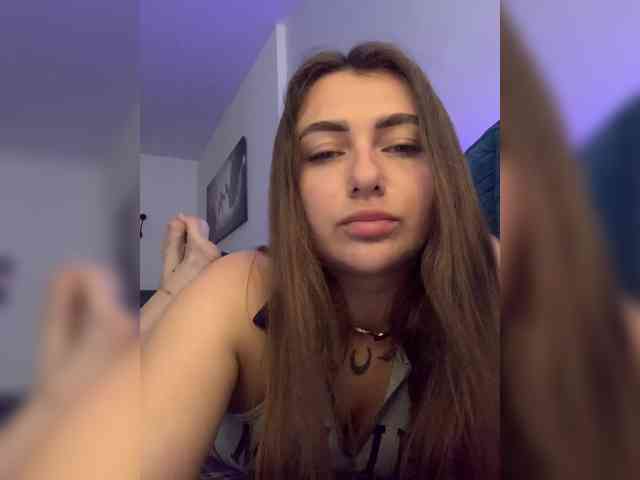 WILDGIRL webcam