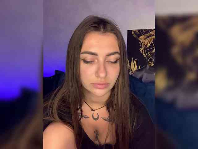 WILDGIRL webcam