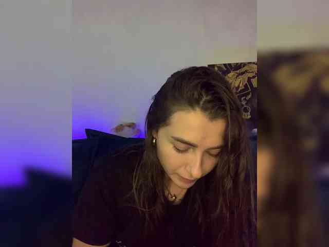 WILDGIRL webcam