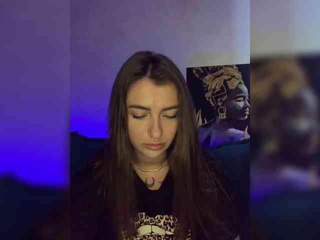 WILDGIRL webcam