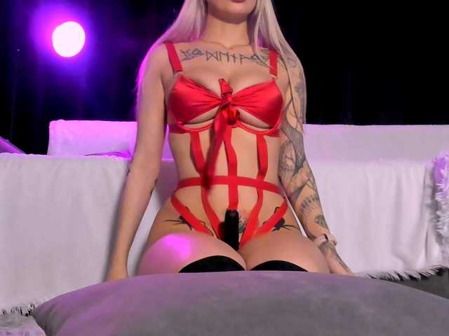 Lex1-Lee's BongaCams show and profile