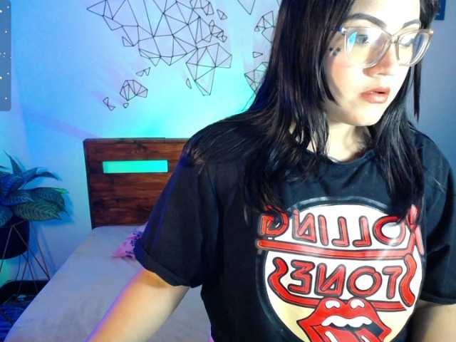 KiaraLove69 on BongaCams