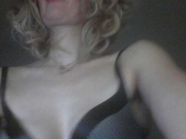 INXS-INXS's BongaCams show and profile