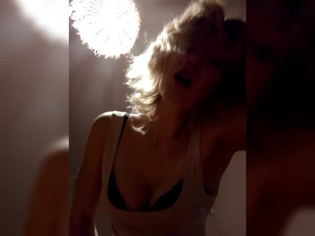 INXS-INXS's BongaCams show and profile