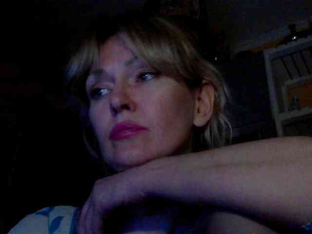 RedEmemdems webcam