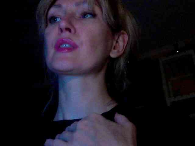 RedEmemdems webcam