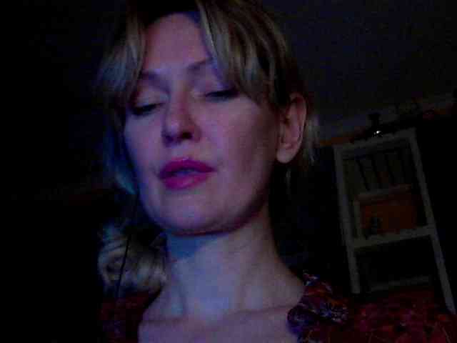 RedEmemdems webcam