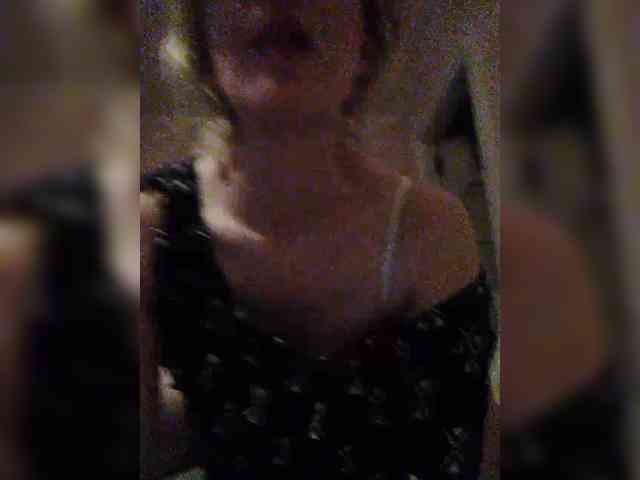 RedEmemdems webcam