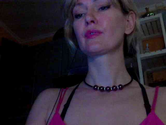 RedEmemdems webcam