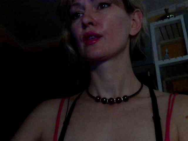 RedEmemdems webcam
