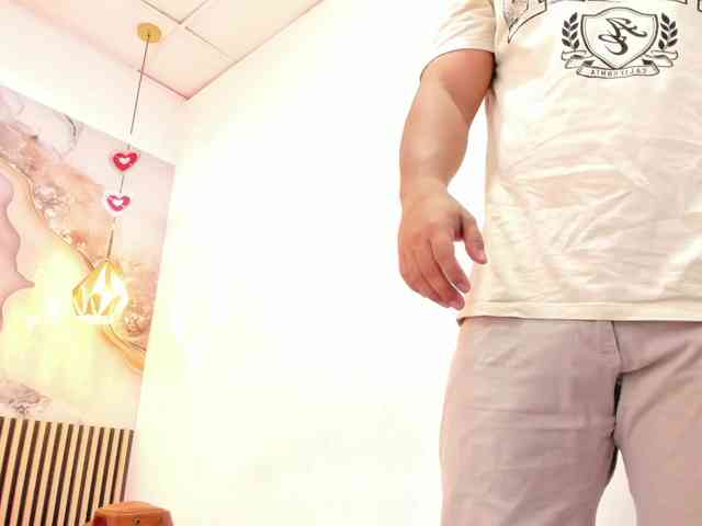 BrianMalonee Live Webcam on BongaCams