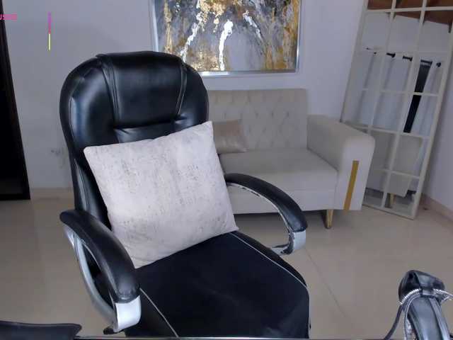 AlessaRomero's BongaCams show and profile