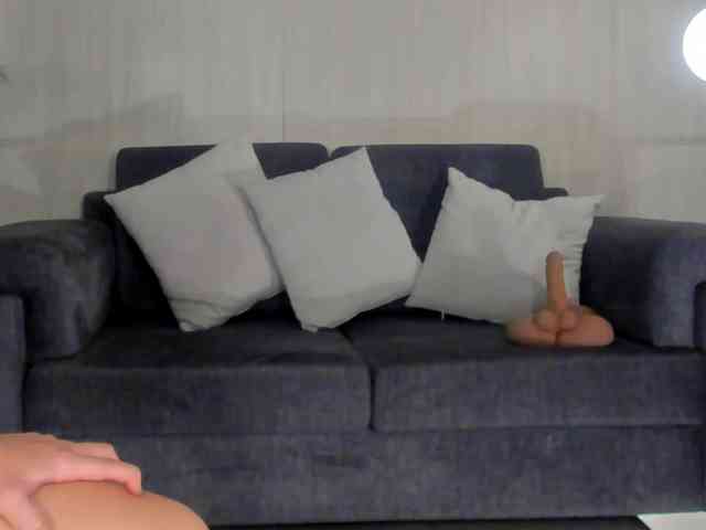 AlessaRomero webcam