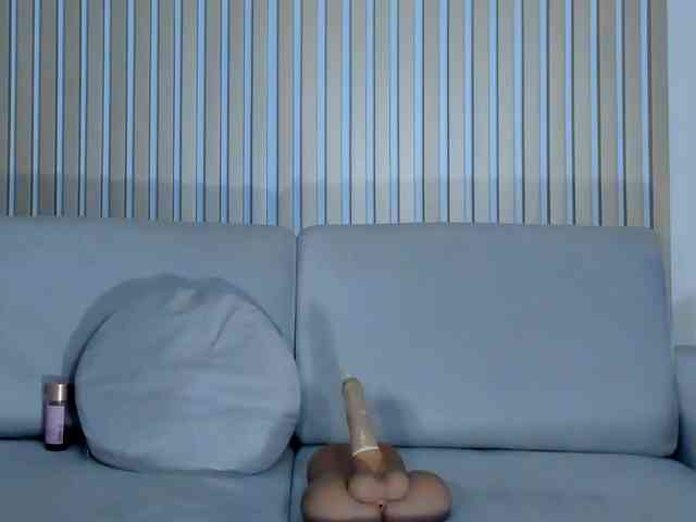 AlessaRomero webcam