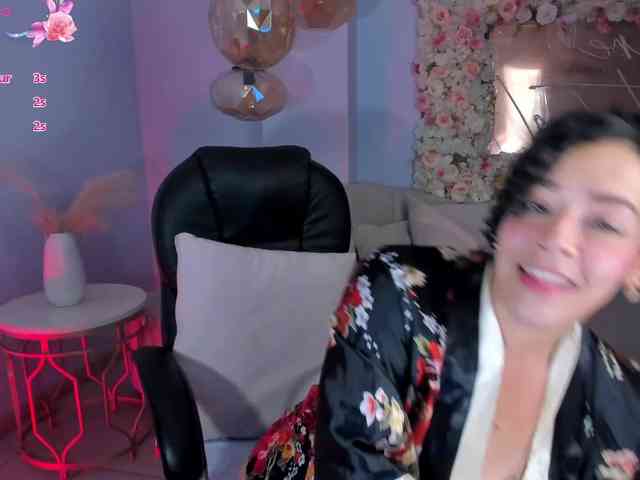AlessaRomero webcam