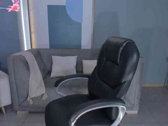 AlessaRomero webcam