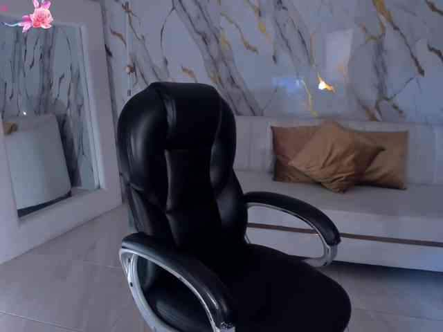 AlessaRomero webcam