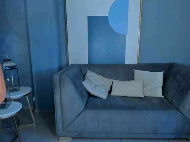 AlessaRomero AlessaRomero