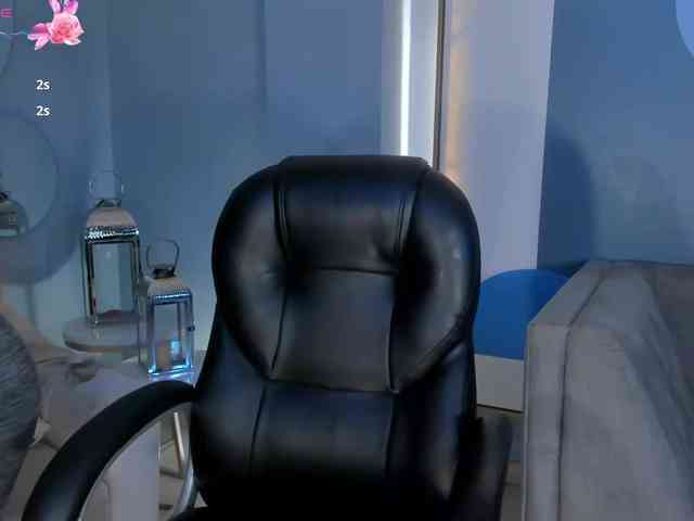 AlessaRomero webcam