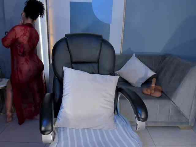 AlessaRomero webcam