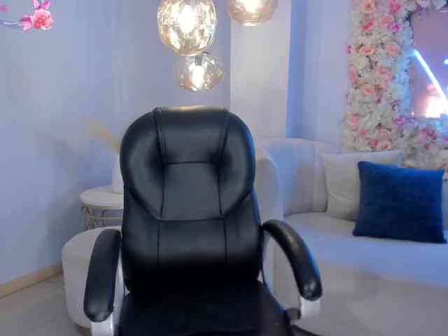 AlessaRomero webcam