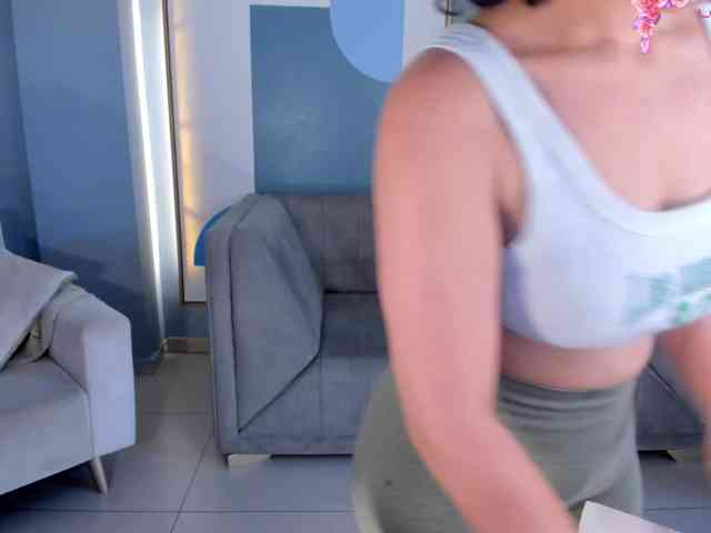 AlessaRomero webcam