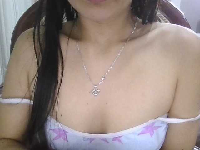 TaylorMegan's BongaCams show and profile