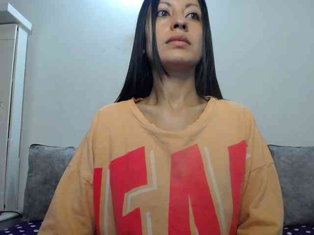 TaylorMegan webcam