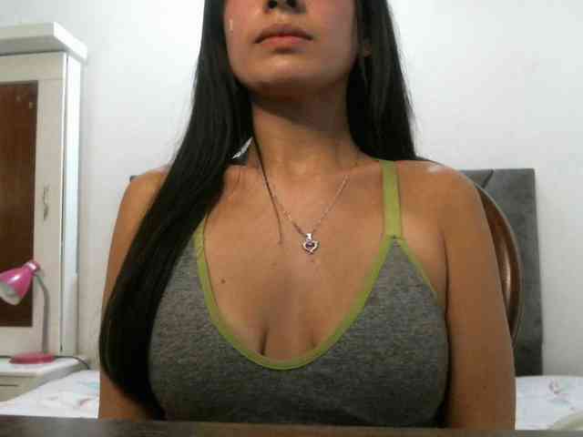 TaylorMegan webcam