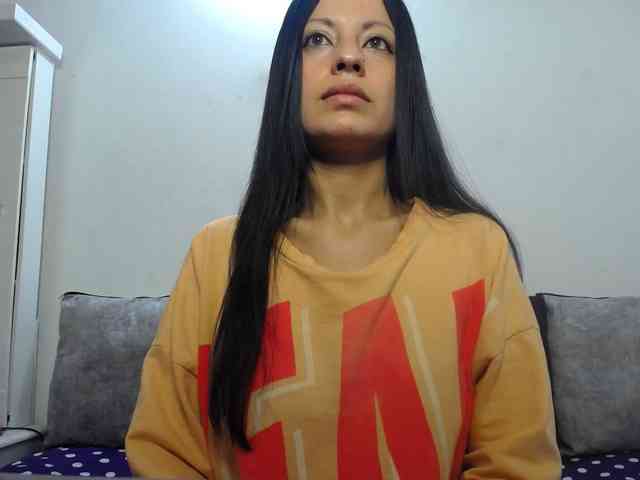 TaylorMegan webcam