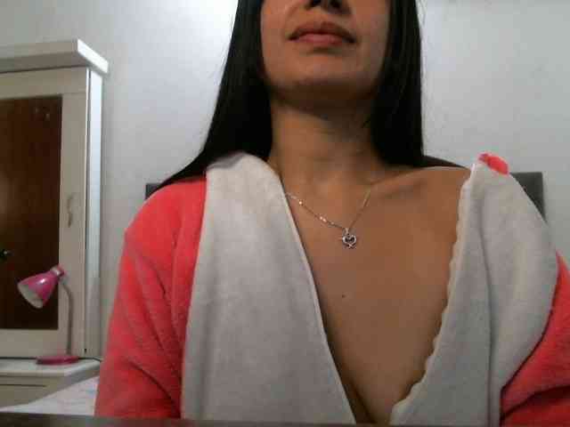 TaylorMegan webcam