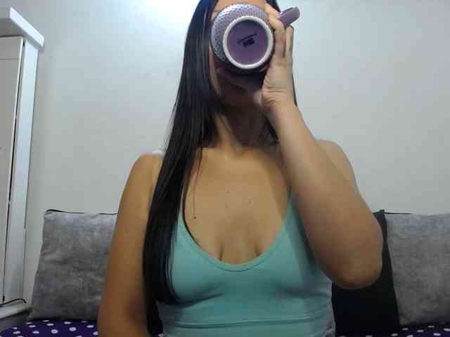 TaylorMegan webcam