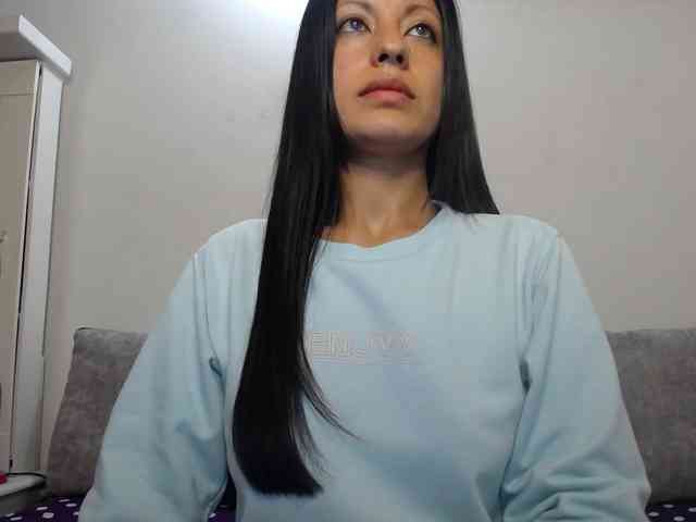 TaylorMegan webcam