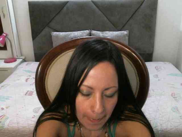 TaylorMegan webcam
