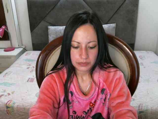 TaylorMegan webcam