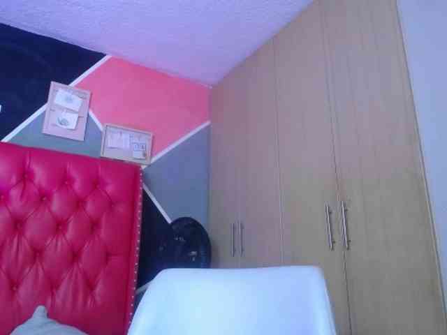 jessica-sweety webcam