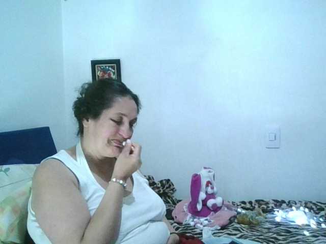 Ximenajimenez's BongaCams show and profile