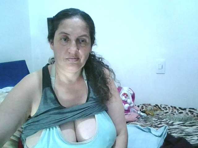 Ximenajimenez's BongaCams show and profile